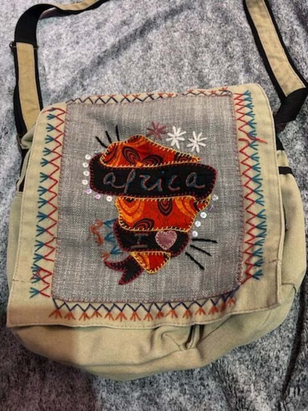 Fino Canvas Crossbody Messenger Bag with Africa Embroidered Patch